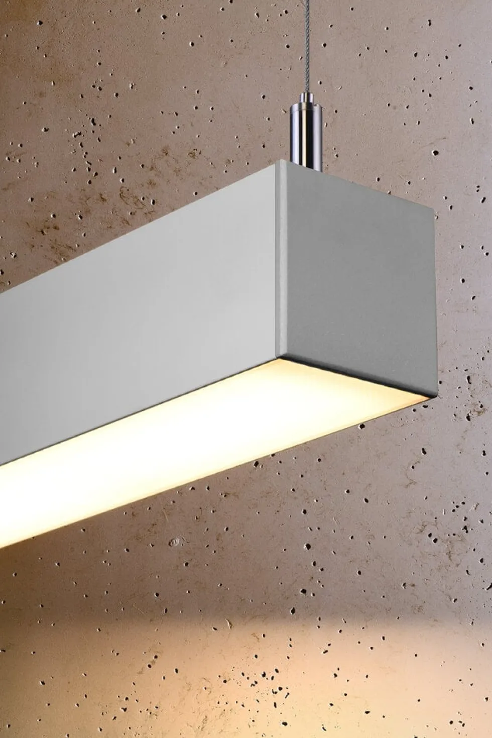 Hängeleuchte PINNE 90 Grau - 25W - 4600Lm - 3000K Warmweiß