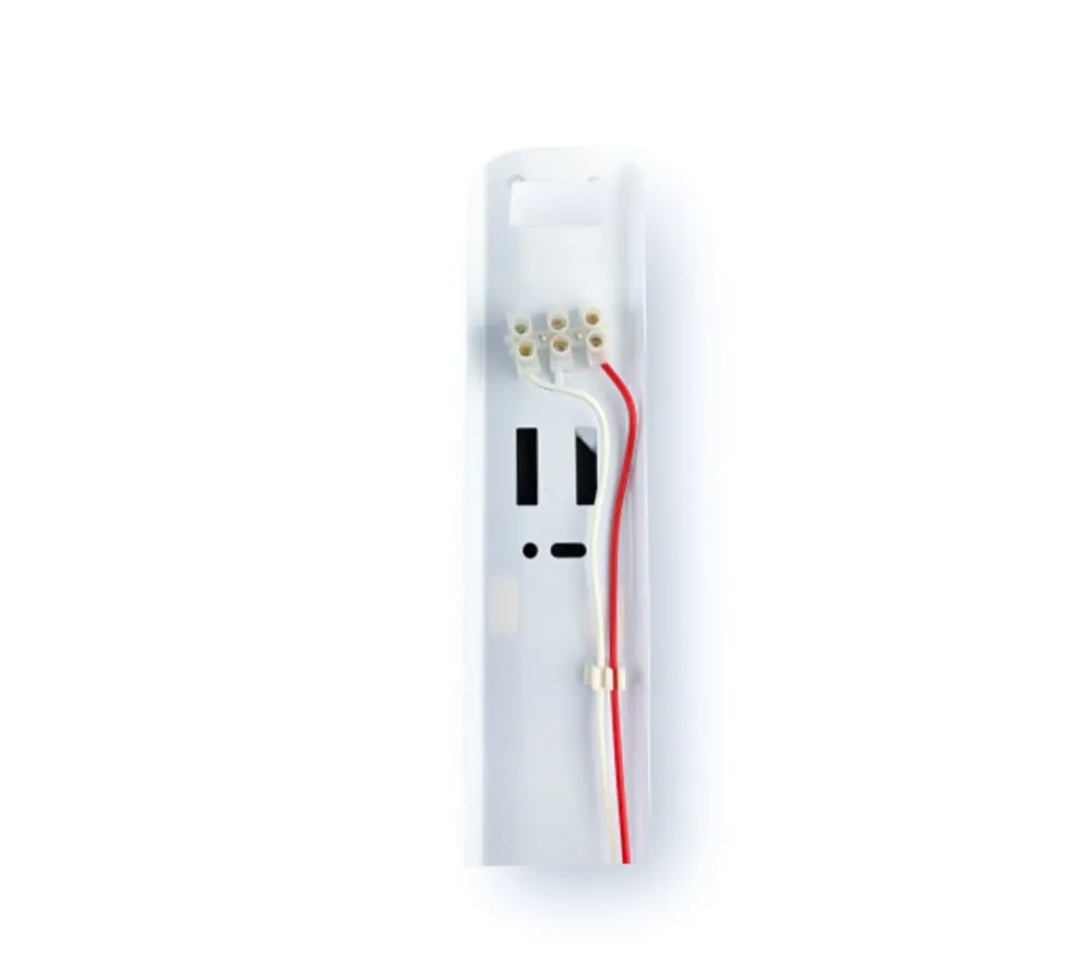 Komplettset - 120cm Einzelfassung - IP65 Feuchtraum -Wannenleuchte + 18W LED Leuchtstoffröhre 4000K - 840 - Neutralweiß