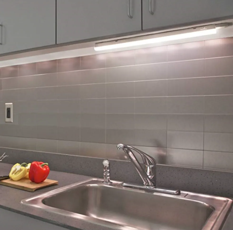 T5 LED Küchenunterbauleuchte - 120cm - Lichtfarbe optional - komplett mit 0,6m Anschlusskabel und Ein- / Ausschalter - 18W entspricht 140W