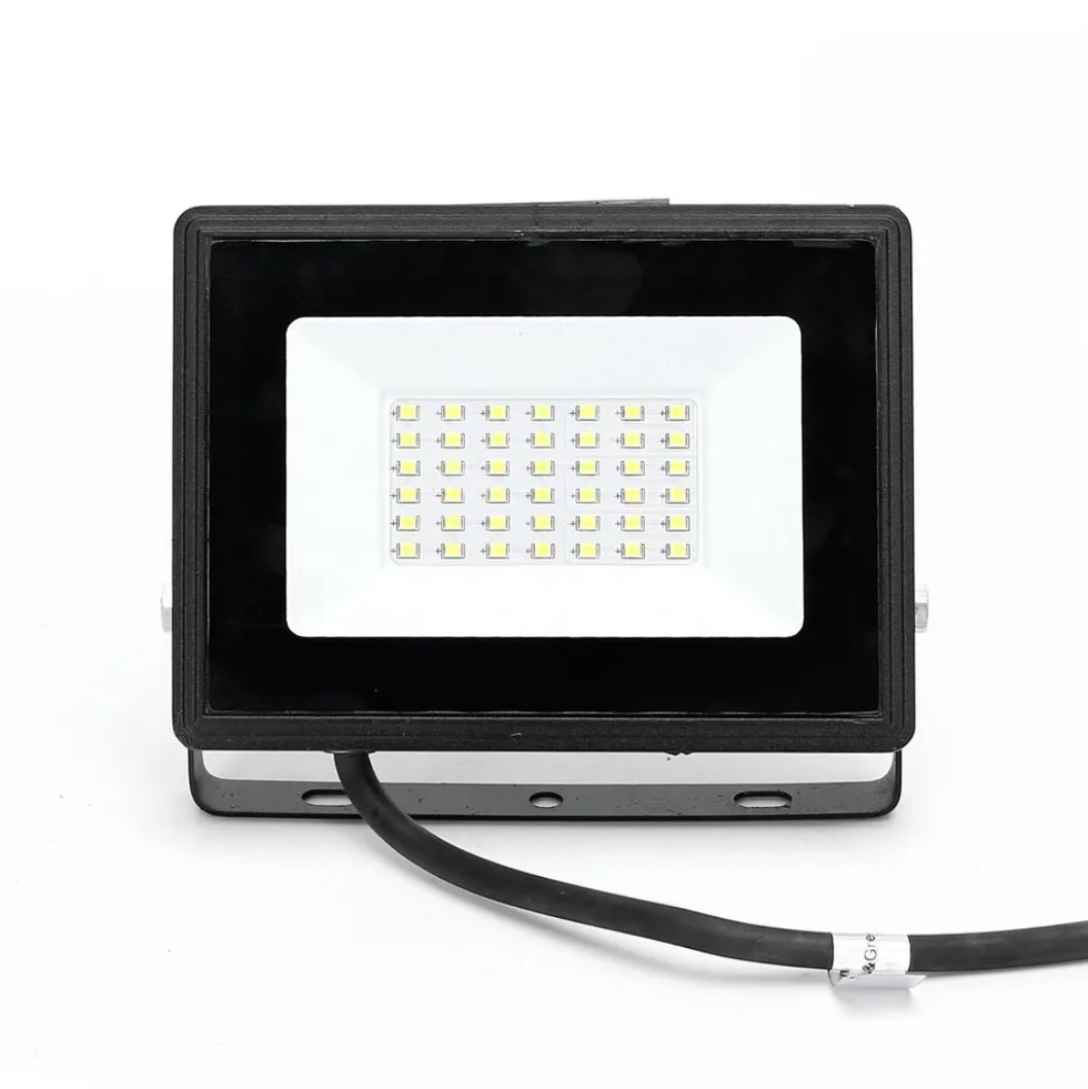 30W - LED Strahler - 6000K Tageslichtweiß - wasserdicht IP65 - entspricht 270W - 3 Jahre Garantie